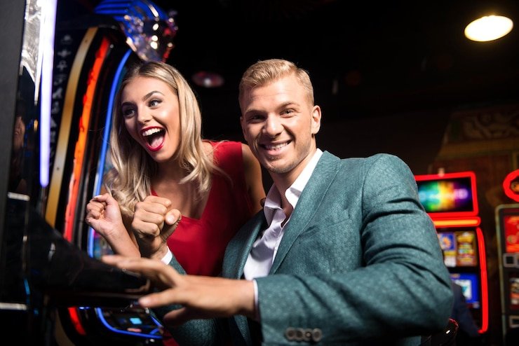 Dealer profesional di berbagai varian Table Games dealer profesional Table Games roulette baccarat